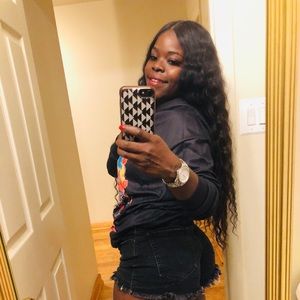 Meet your Posher, Tyana